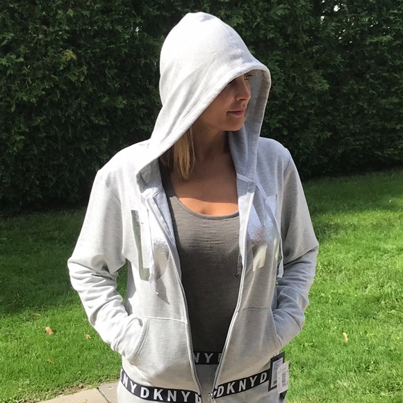 NEW DKNY tracksuit SZ Med - Picture 2 of 16